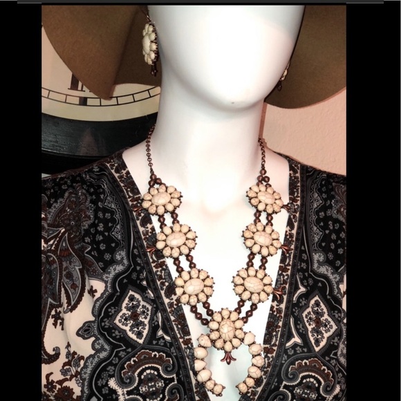 FREE EARRINGS & SQUASH BLOSSOM NECK •WHITE BUFFALO - Picture 4 of 8